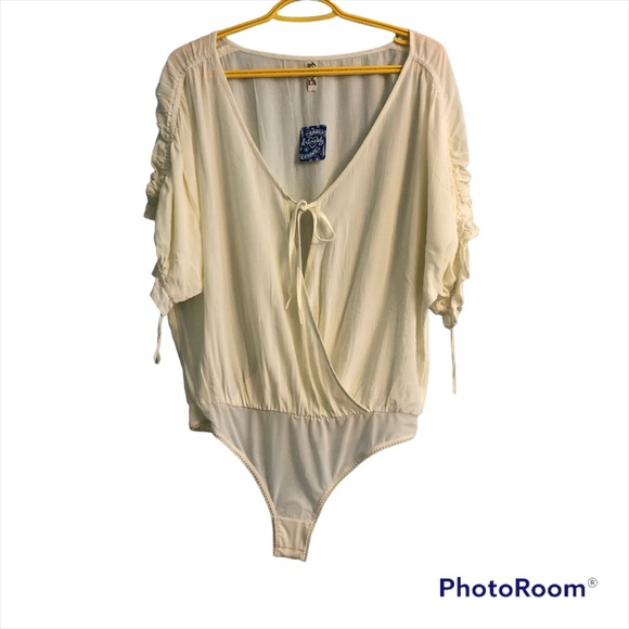 NWT Free People romantic peasant blouse thong bodysuit size medium - Picture 1 of 7